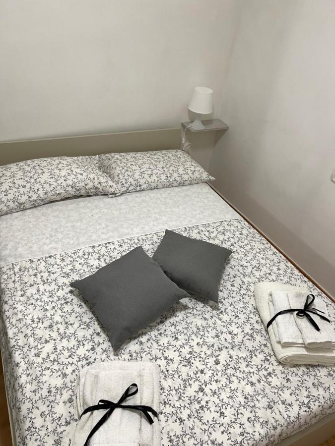 V.l Gradoni. Appartamento Napoli